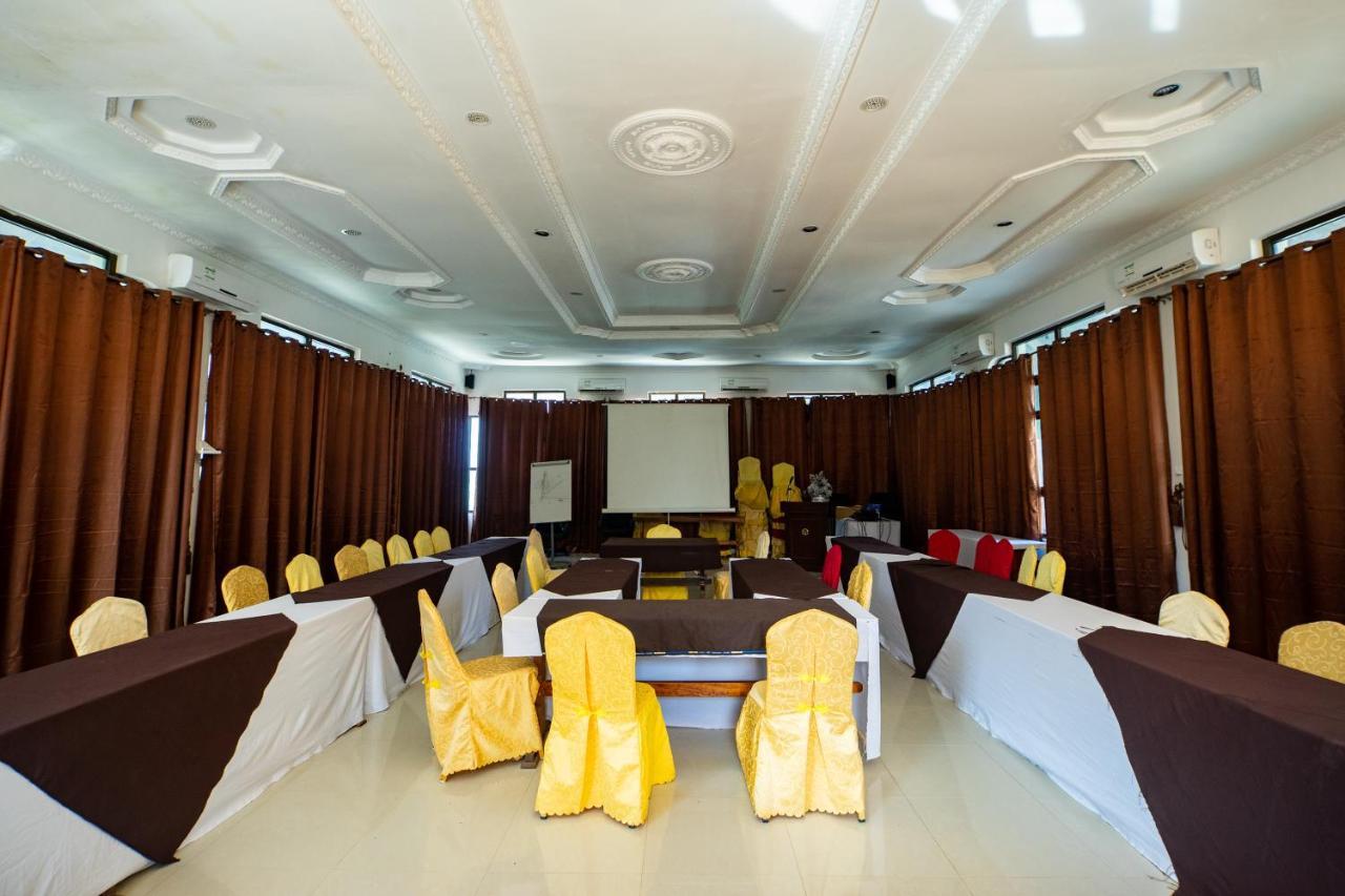 جامبياني Visitor'S Inn المظهر الخارجي الصورة