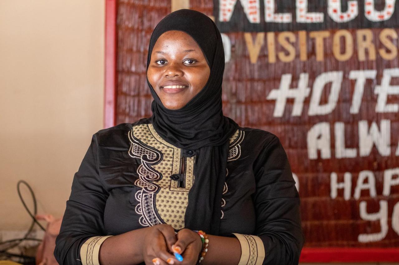 جامبياني Visitor'S Inn المظهر الخارجي الصورة