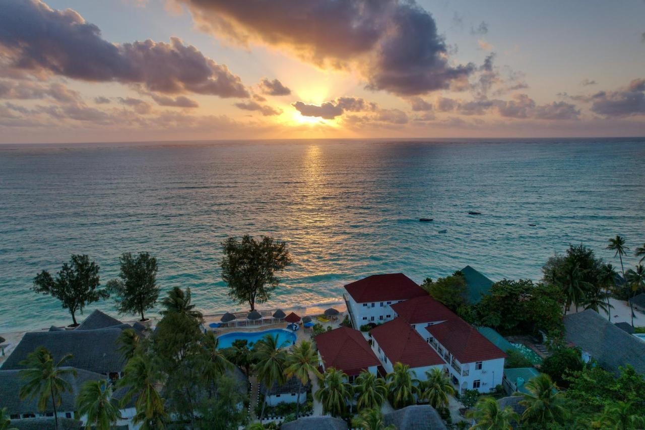 جامبياني Visitor'S Inn المظهر الخارجي الصورة