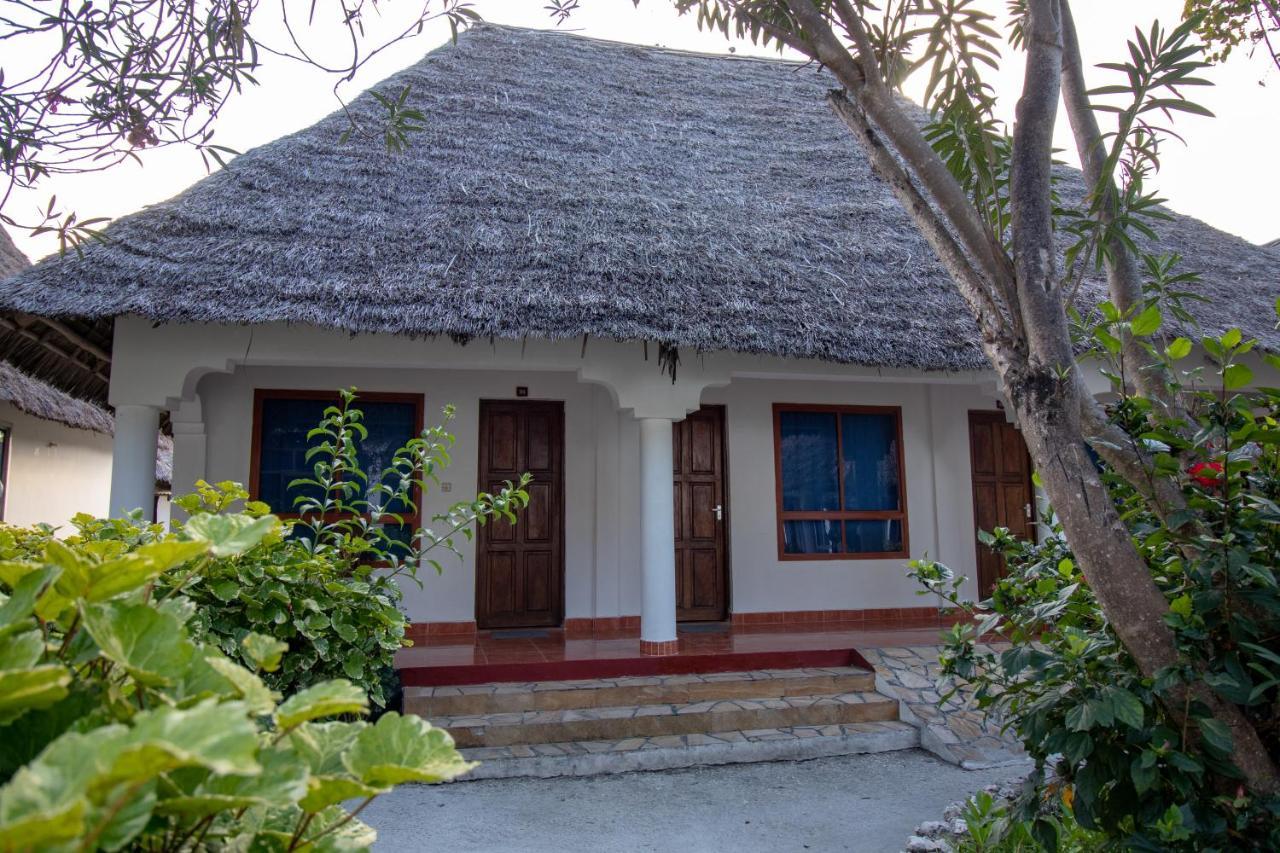 جامبياني Visitor'S Inn المظهر الخارجي الصورة